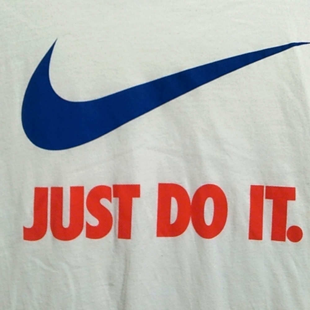 (BX50) SALE! Nike Just Do It T-Shirt Sz.M Some Discoloration Form Use - Picture 2 of 7